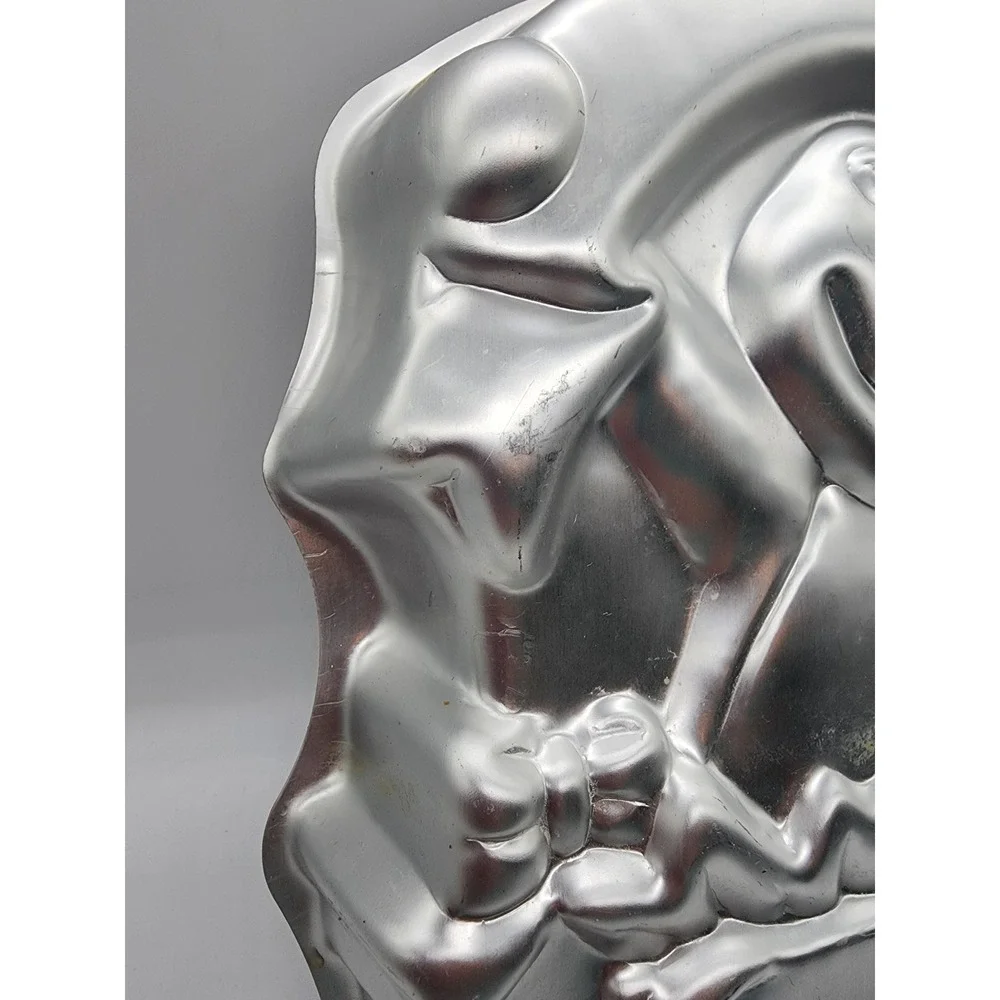 Wilton Barney the Dinosaur Cake Pan Vintage 1998 Aluminum Mold 2105-3450 Silver